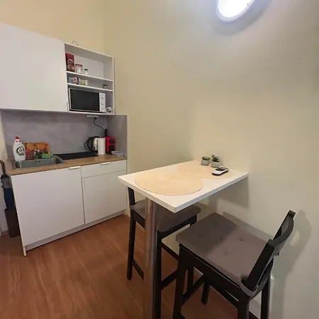 Centralom בית הארחה 3*